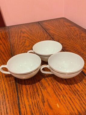 St. Regis Fine China White Porcelain Tea Cups with Gold Trim - Set of 3